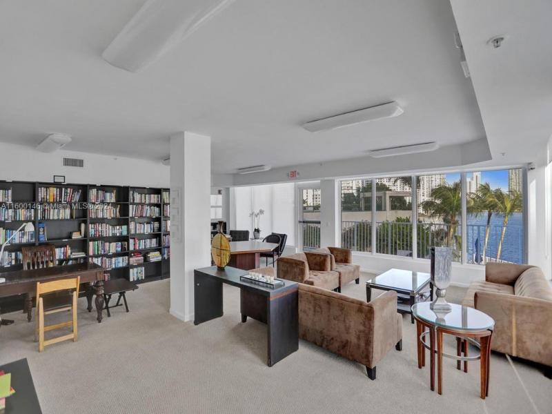 Condo for sale at Hidden Bay 1208