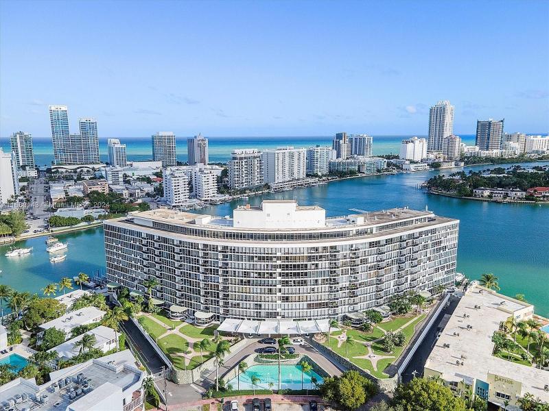Comprar apartamento en King Cole 319