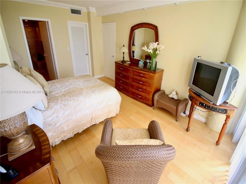 Comprar apartamento en King Cole 319