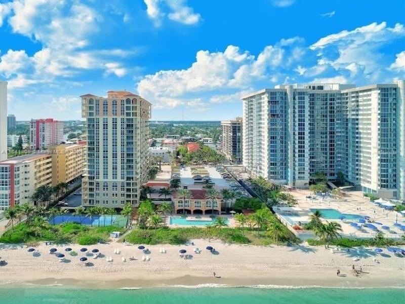 Apartment for rent at 2080 Ocean Drive 1607