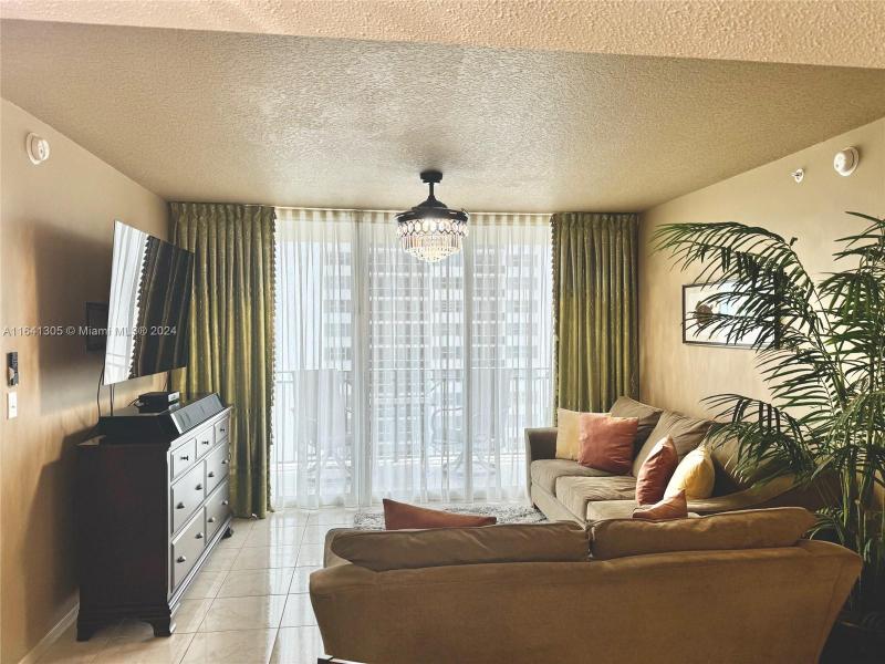Apartment for rent at 2080 Ocean Drive 1607