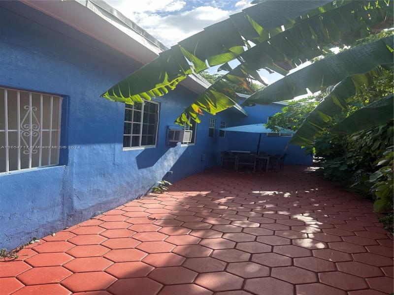 Property photo # 8