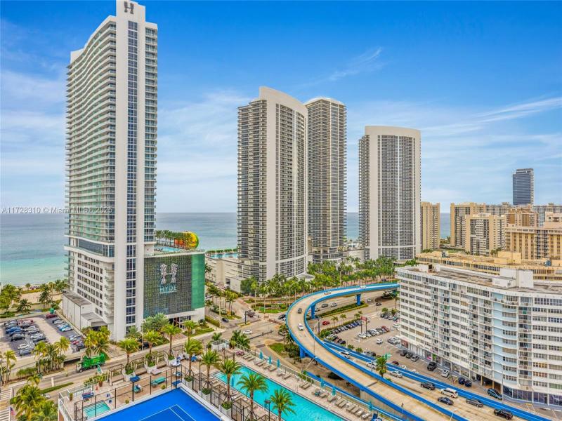 Condo for sale at Hyde Beach House R1601