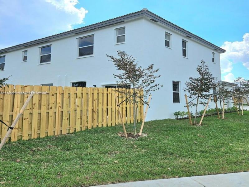 Property photo # 6