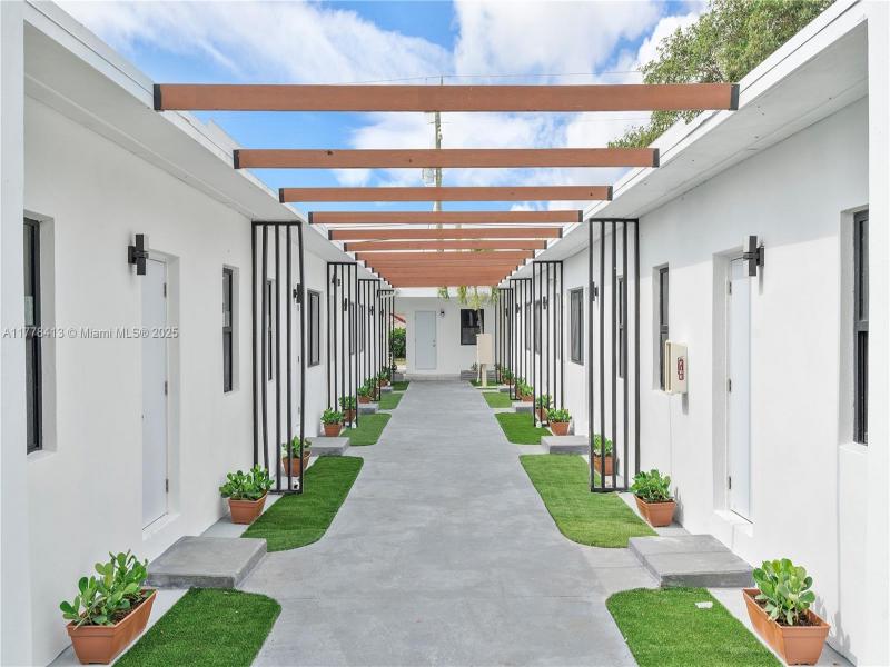 Property photo # 6