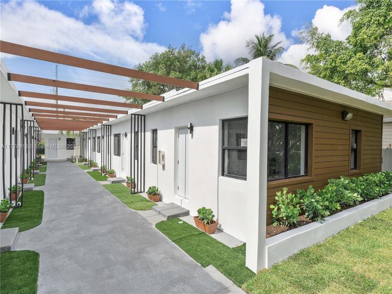 Property photo # 2