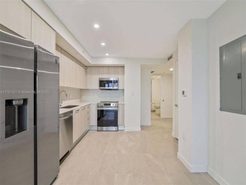 Property photo # 4