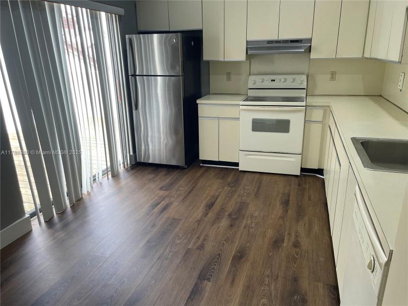 Property photo # 7