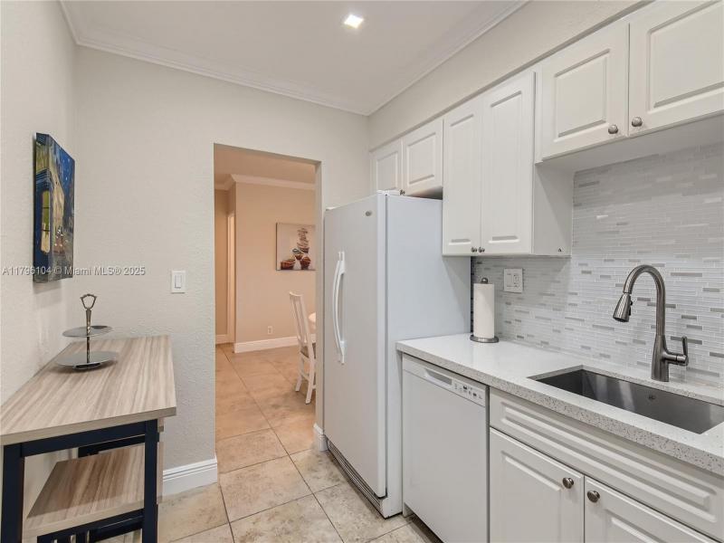 Property photo # 8