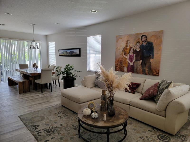 Property photo # 9
