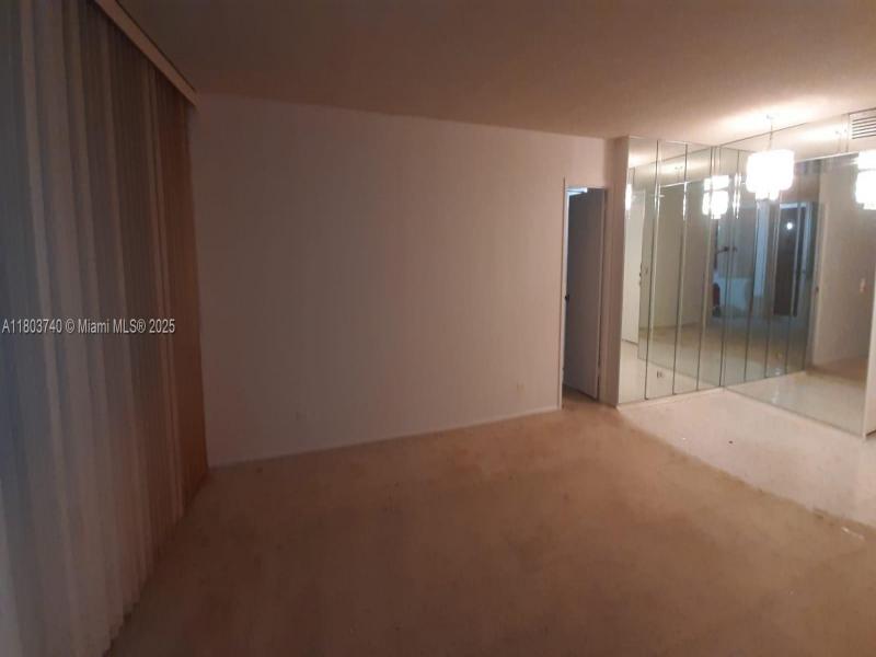 Condo for sale at Winston Towers 1711