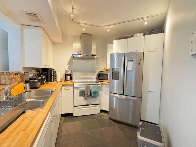 Property photo # 9