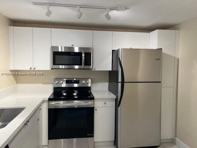 Property photo # 8