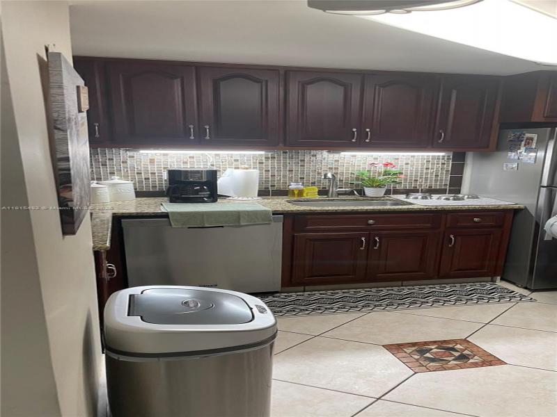 Property photo # 6