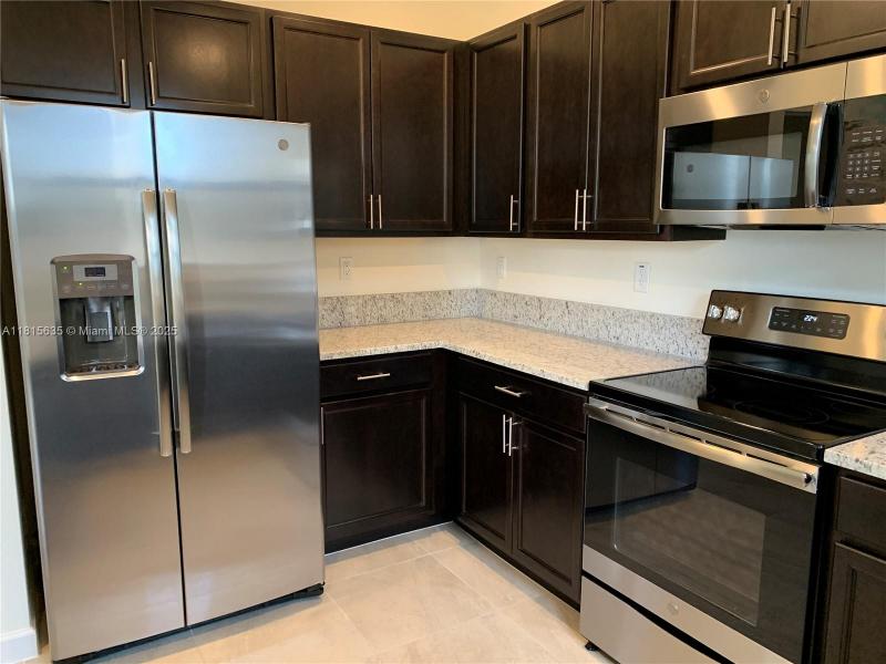 Property photo # 4