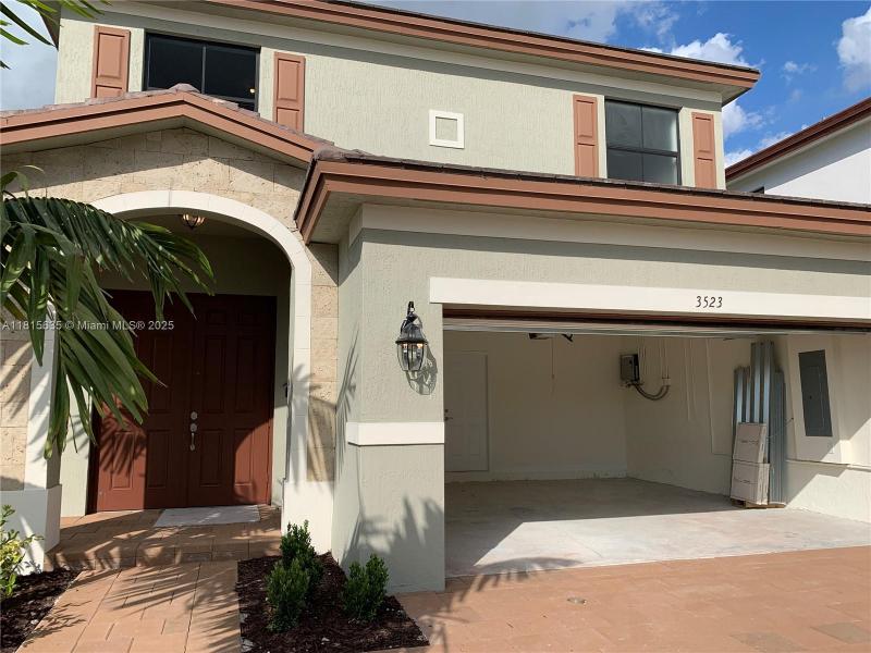 Property photo # 0
