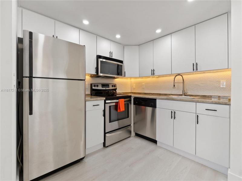 Property photo # 7