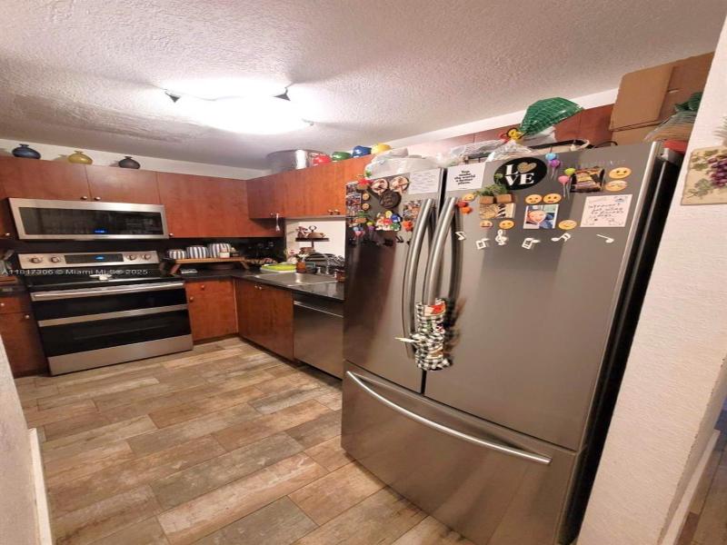Property photo # 4
