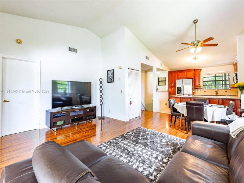 Property photo # 7