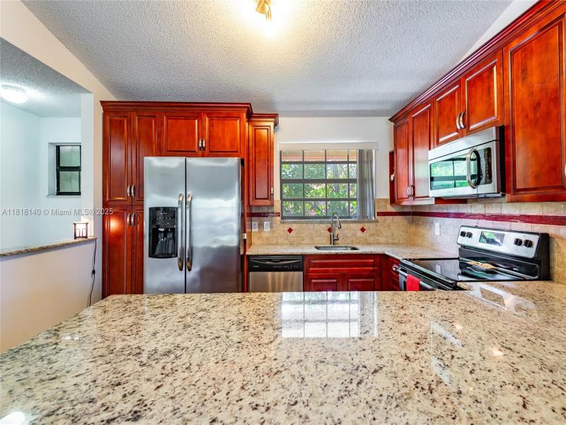 Property photo # 6