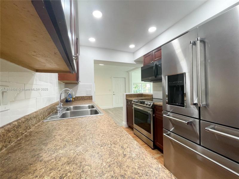 Property photo # 8