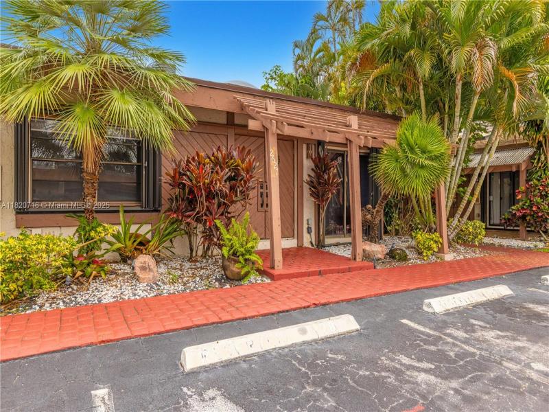 Property photo # 2