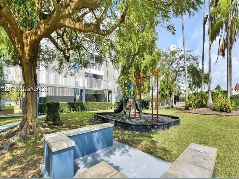 Property photo # 2