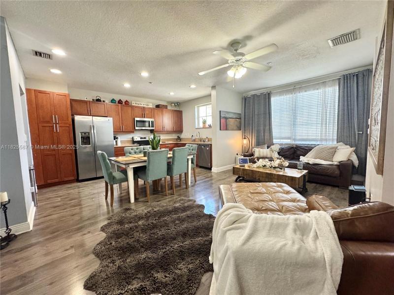 Property photo # 6