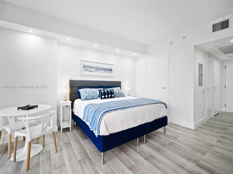 Property photo # 8