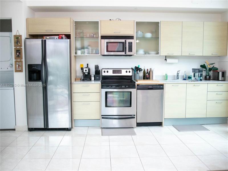 Property photo # 8