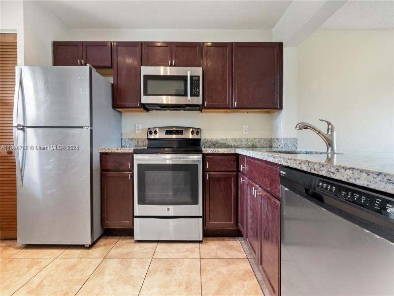 Property photo # 0