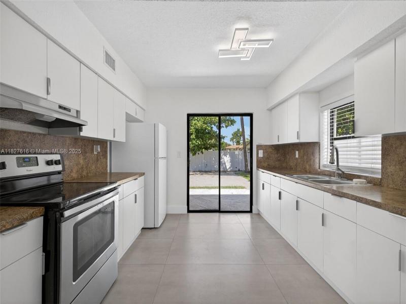 Property photo # 3
