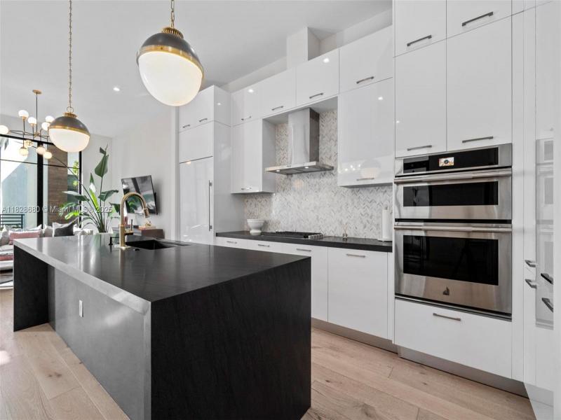 Property photo # 4
