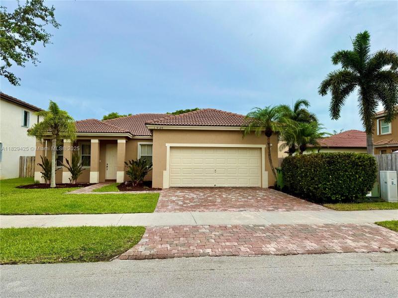 Property photo # 0