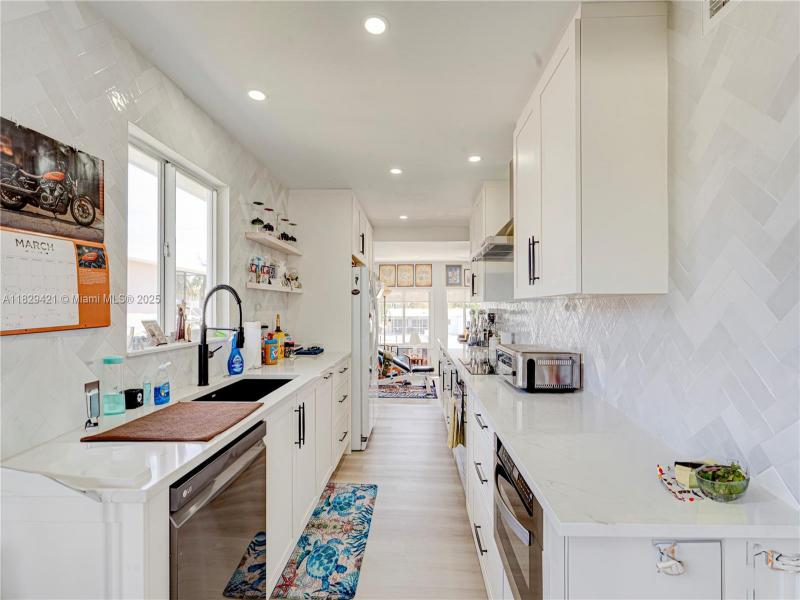 Property photo # 8