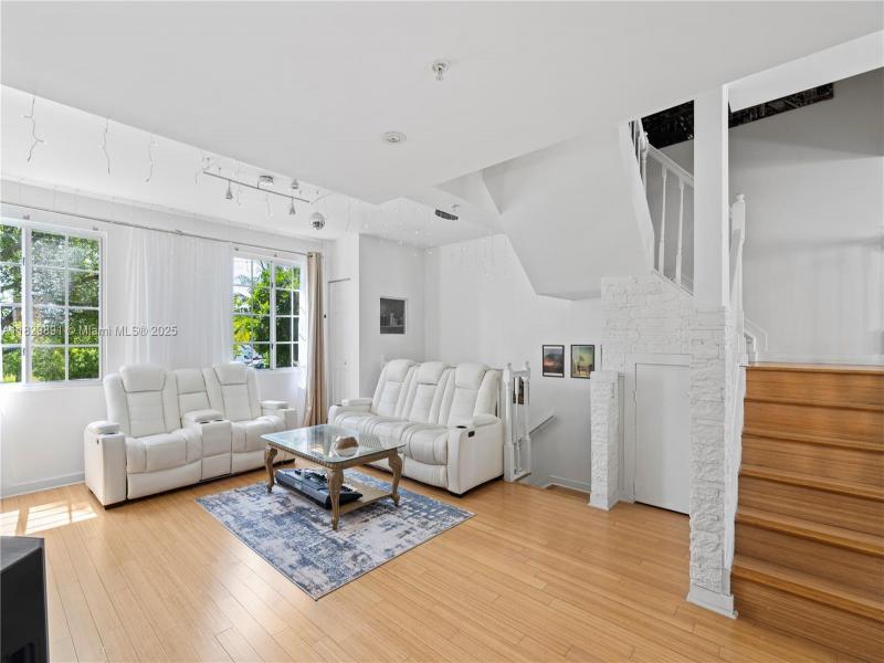 Comprar apartamento en Aventi at Aventura 804