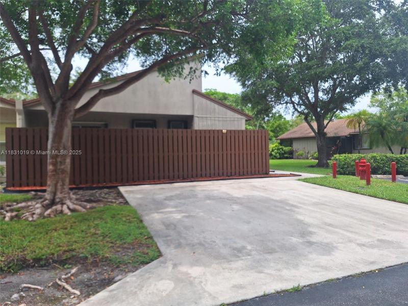 Property photo # 0