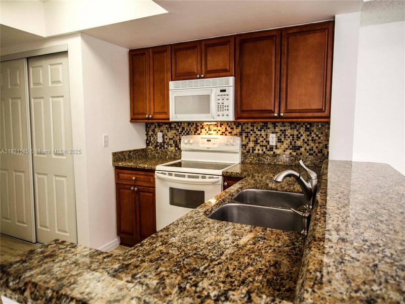 Property photo # 4