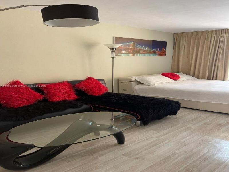 Comprar apartamento en Aventura Beach Club 717