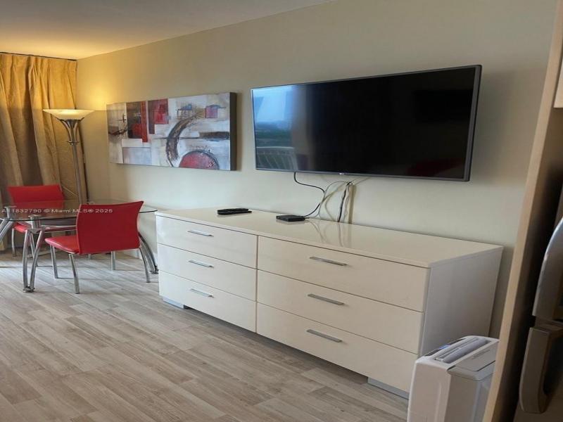 Comprar apartamento en Aventura Beach Club 717
