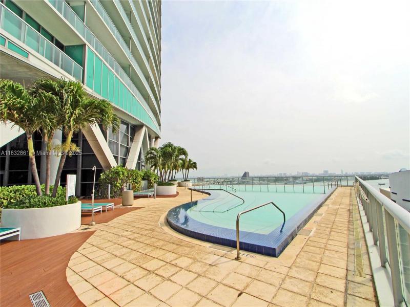 Property photo # 9