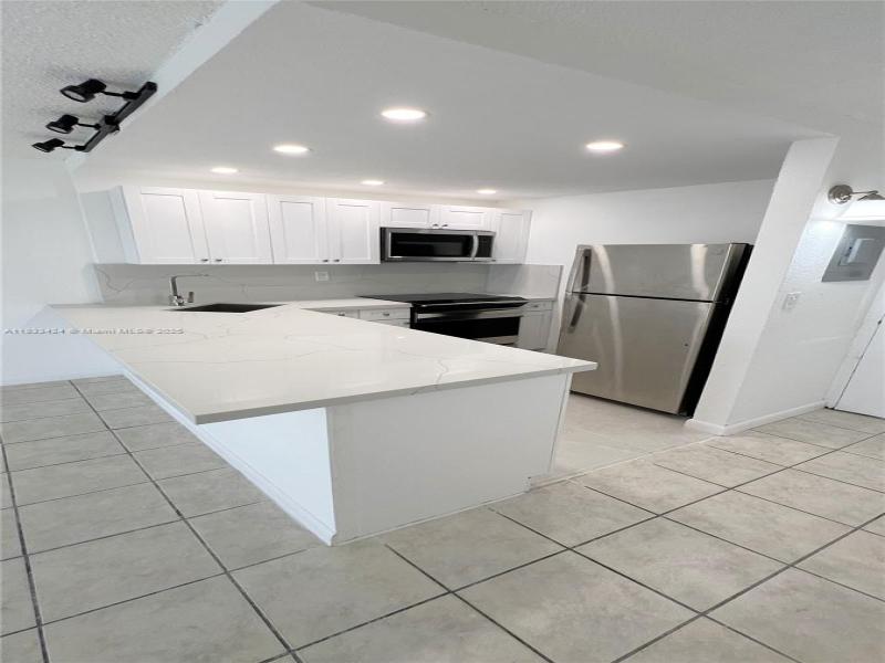 Property photo # 9