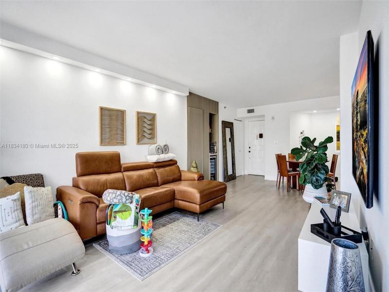Property photo # 4