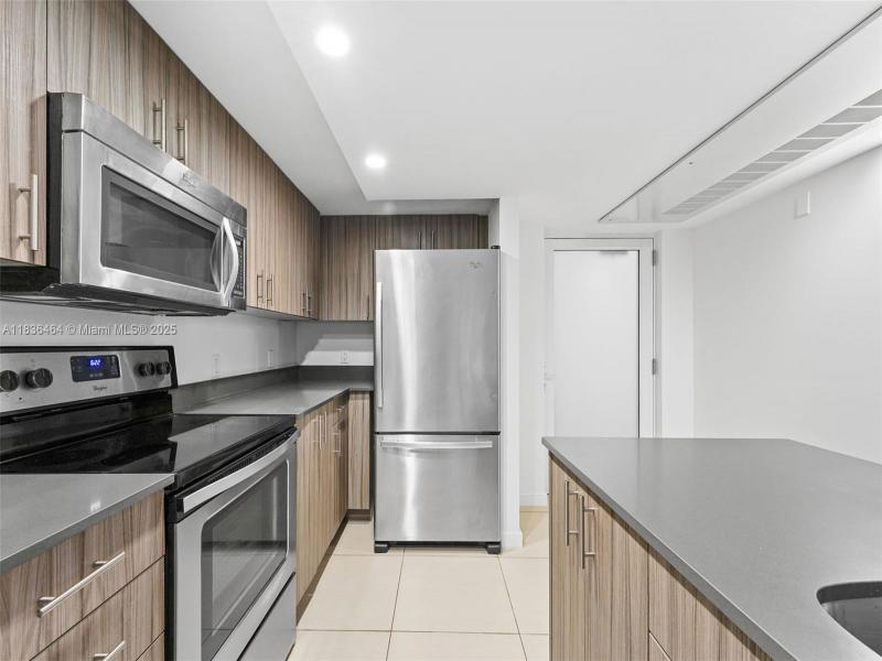 Property photo # 9