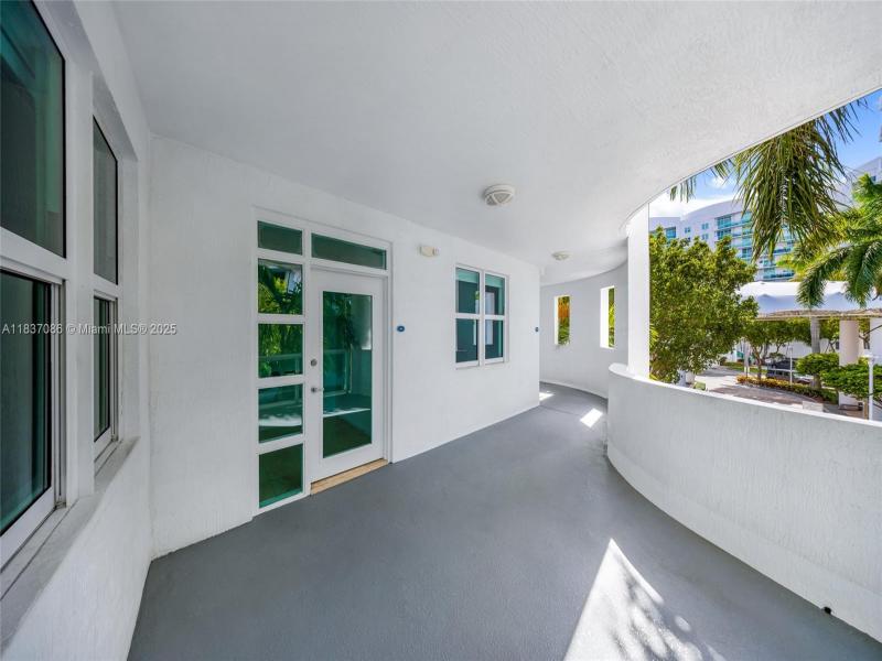 Property photo # 9