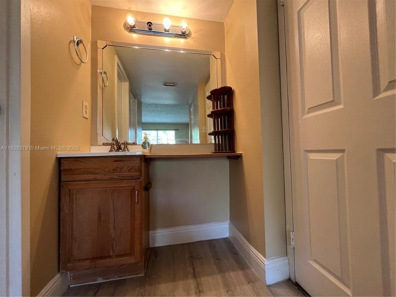 Property photo # 8