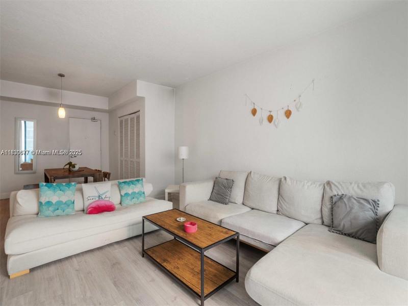 Property photo # 6