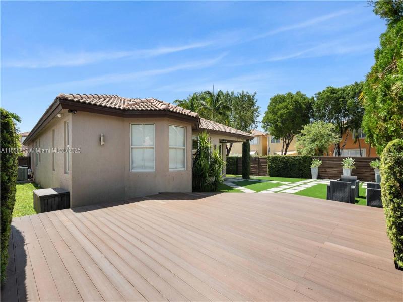 Property photo # 7