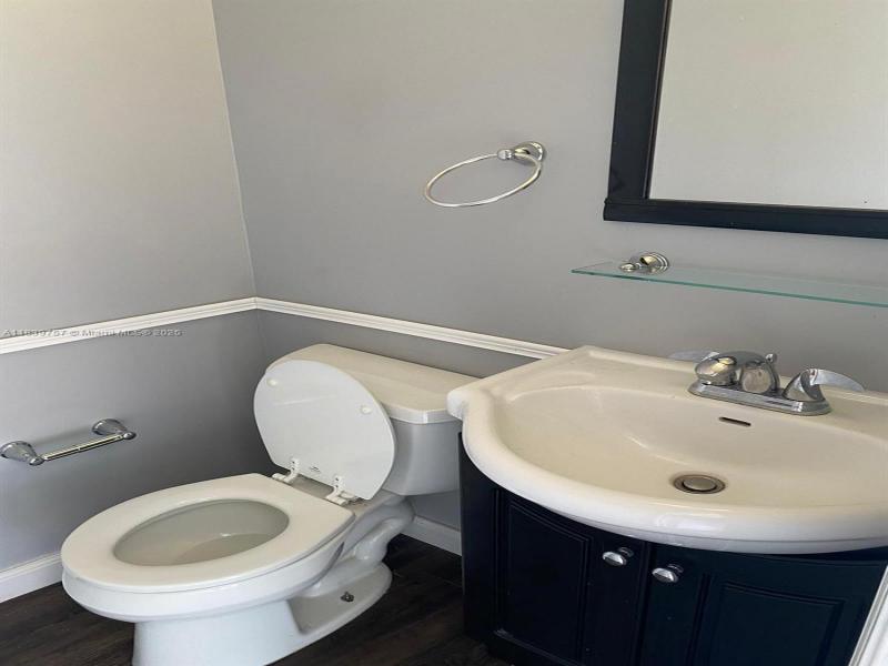 Property photo # 9