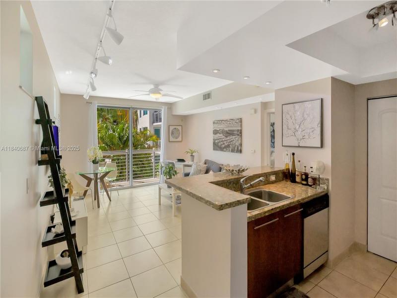 Property photo # 9